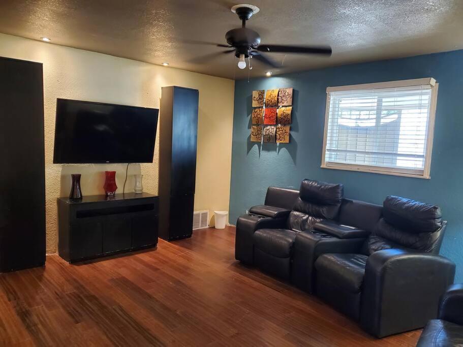 Spacious West El Paso 19 Min From Airport, Fort Bliss Military Base Buitenkant foto