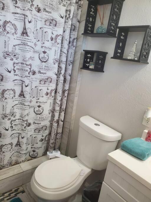 Spacious West El Paso 19 Min From Airport, Fort Bliss Military Base Buitenkant foto